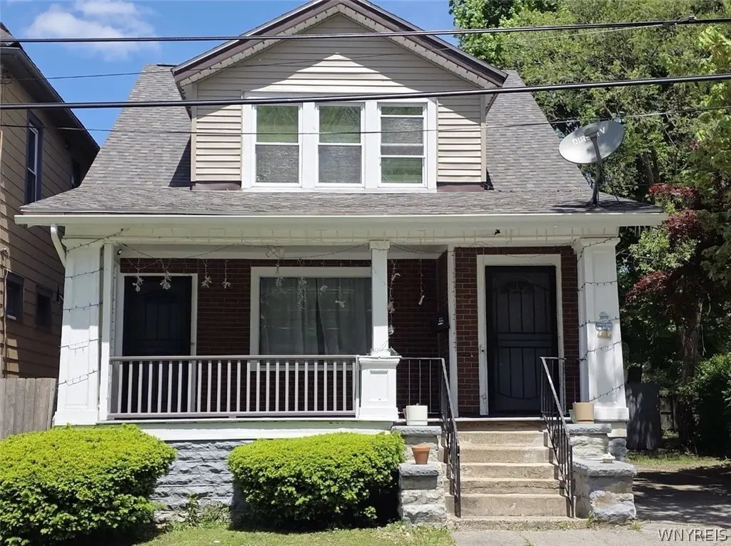 18 Victoria Ave
