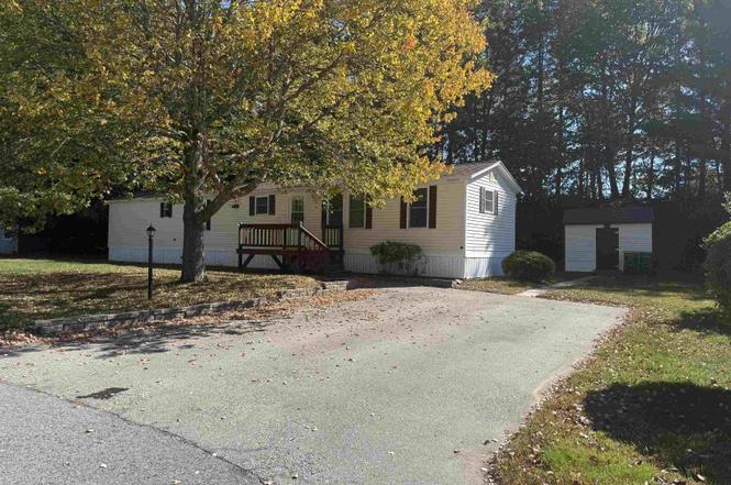 11 Stone Ledge Rd