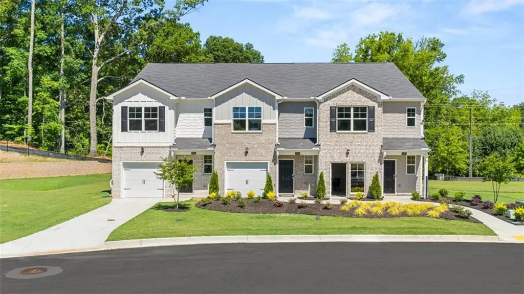 128 Kenmore Cir #15