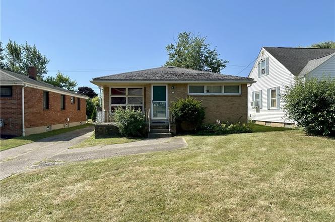 95 Argyle Ave