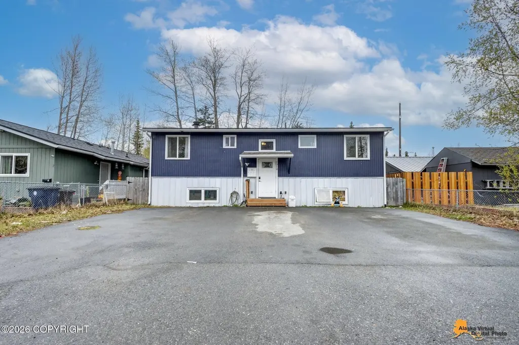 1310 Chance Ct
