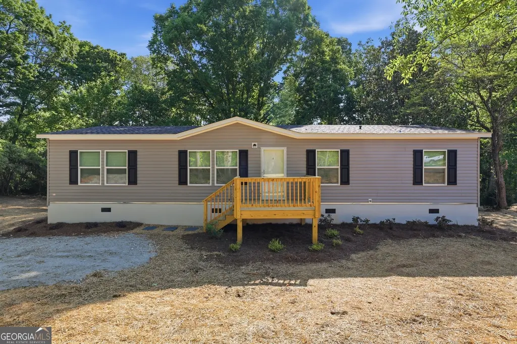 466 Cherry Cir