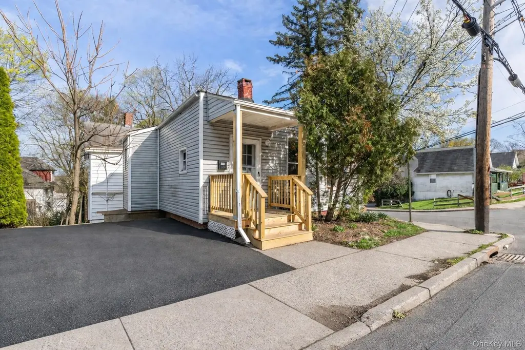 188 Linden Ave
