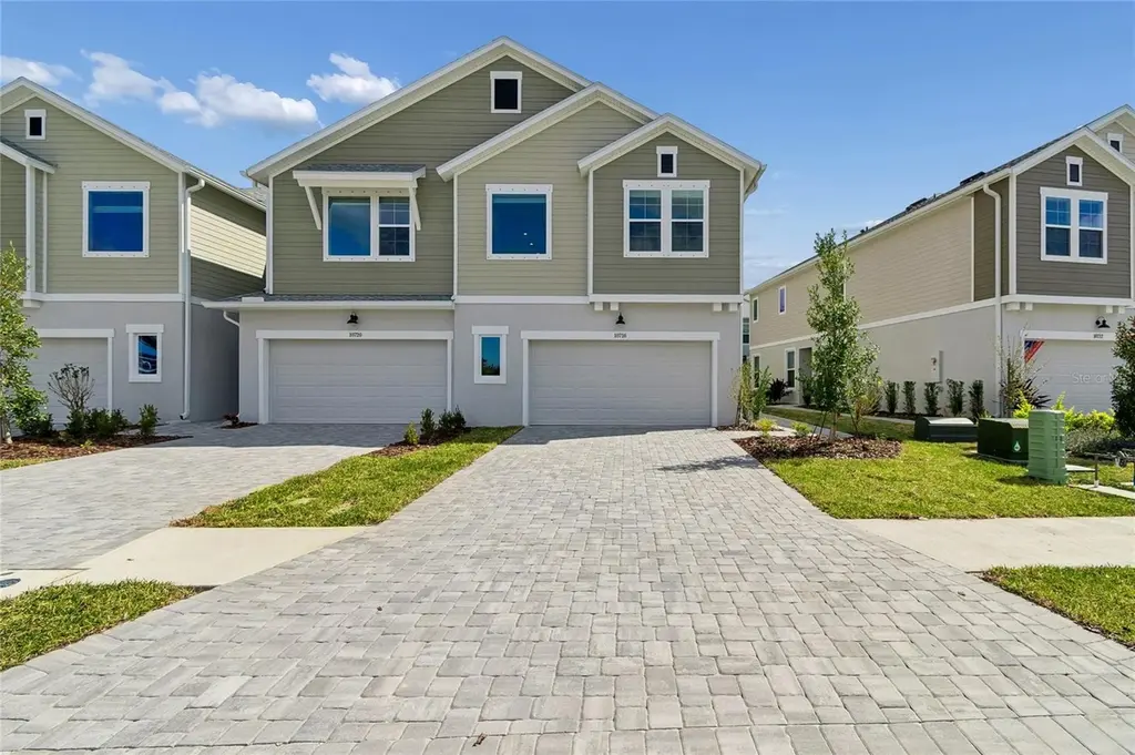 10716 Oak Bend Dr
