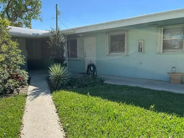 3801 NE 22nd Ter #5
