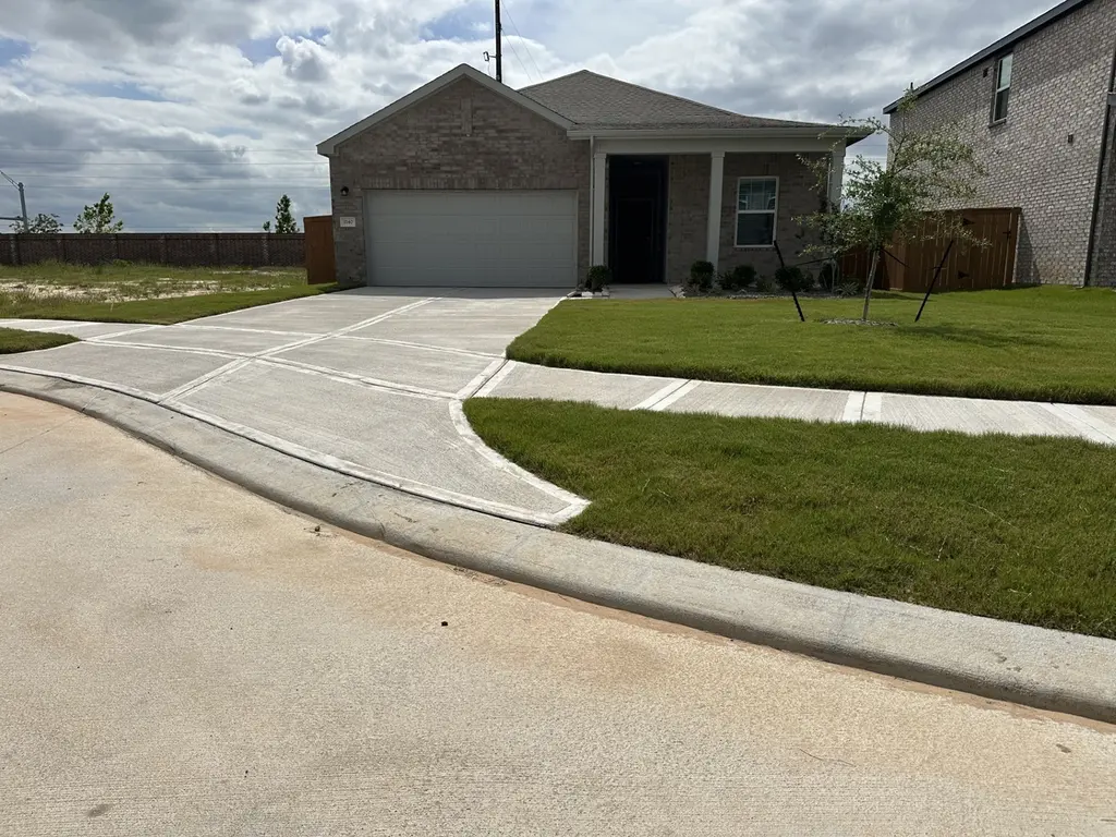 1140 Sunlit Cir