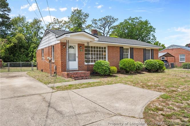1910 Ireland Dr