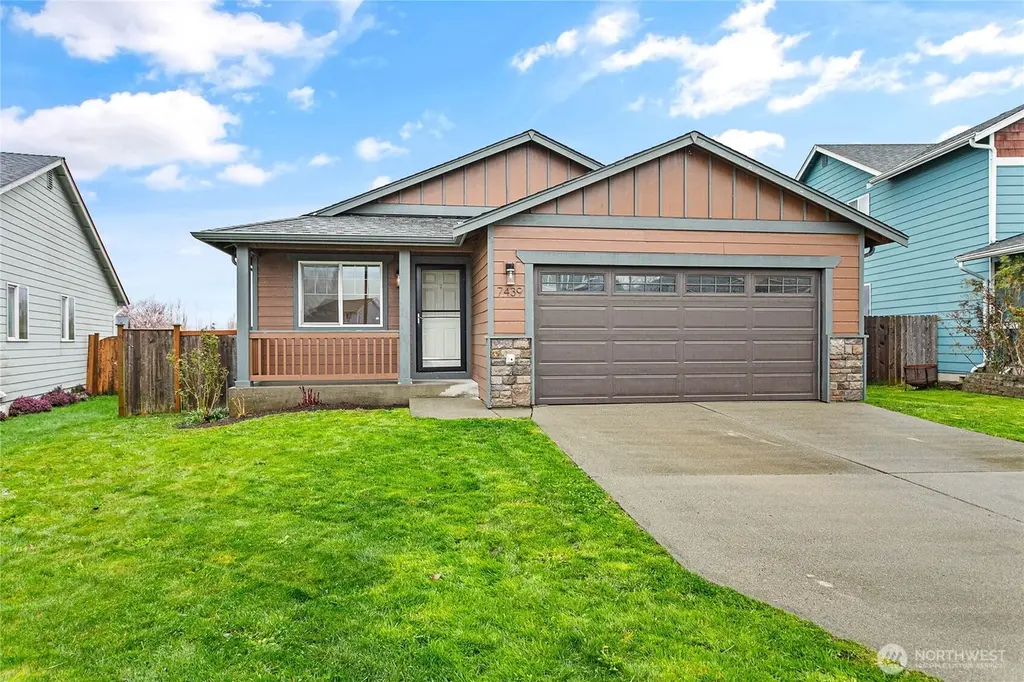 7439 Clamdigger Dr