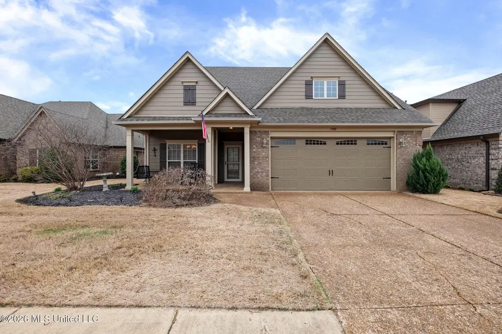 5900 S Foxdale Loop