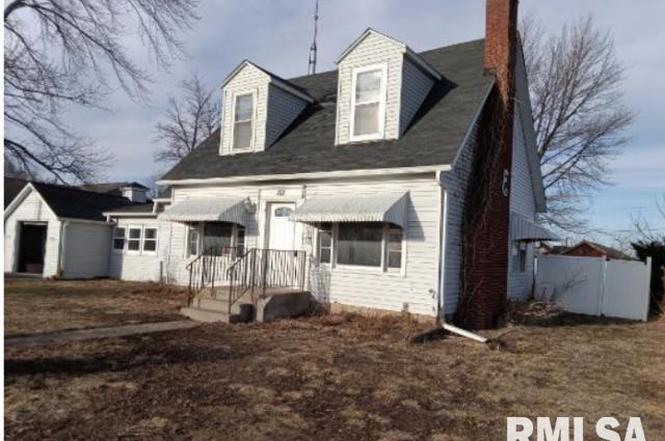 101 W Oak St