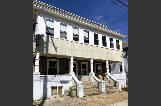 53-55 Roosevelt St