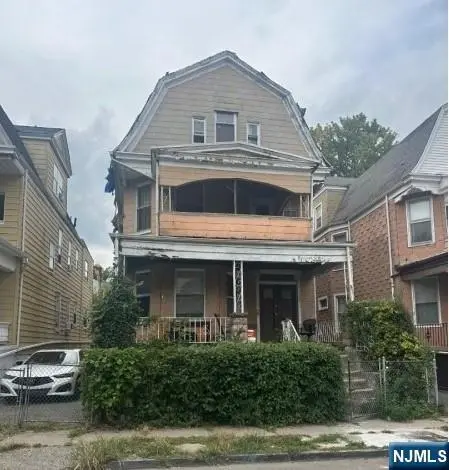 199 Amherst St
