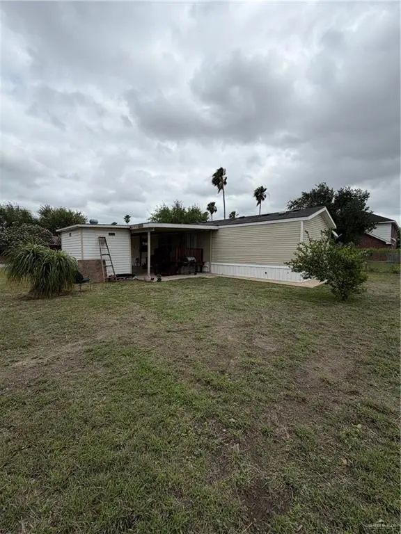 39 Blackhawk Ave
