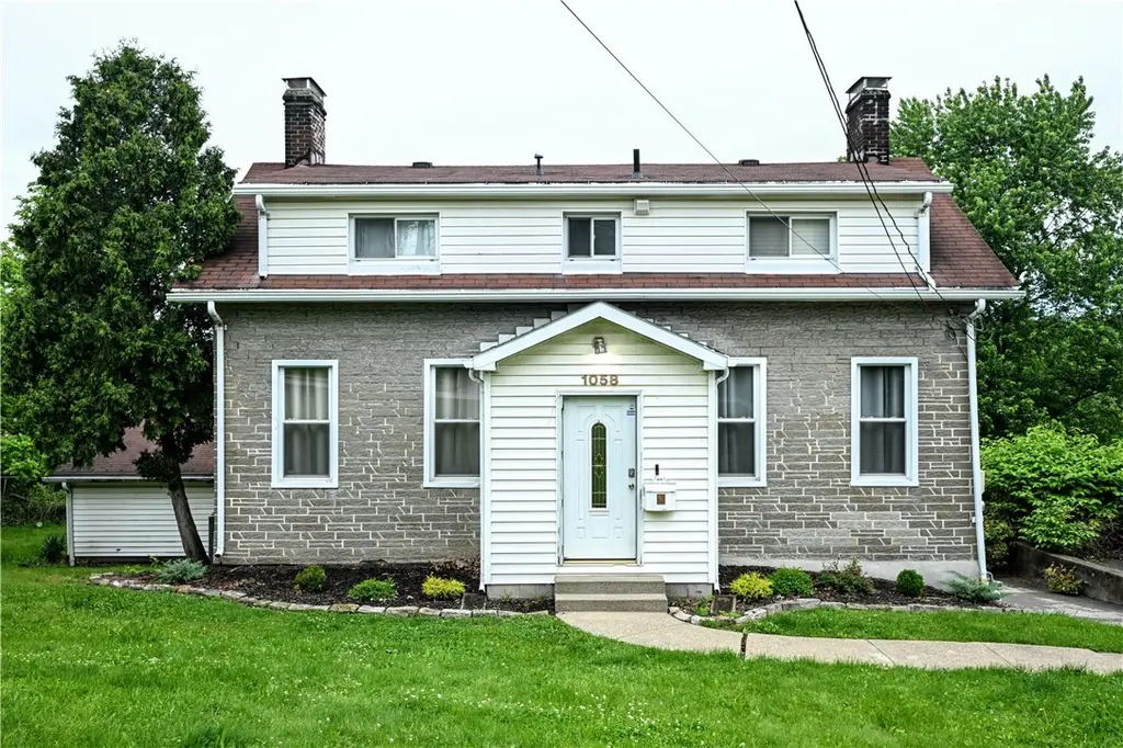 1058 Greentree Rd