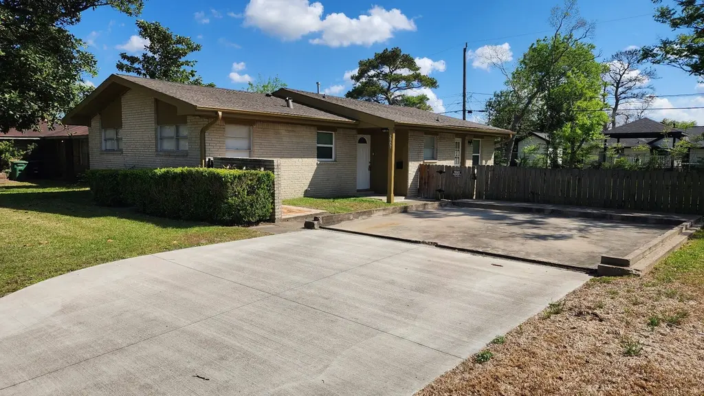 2907 Dragonwick Dr