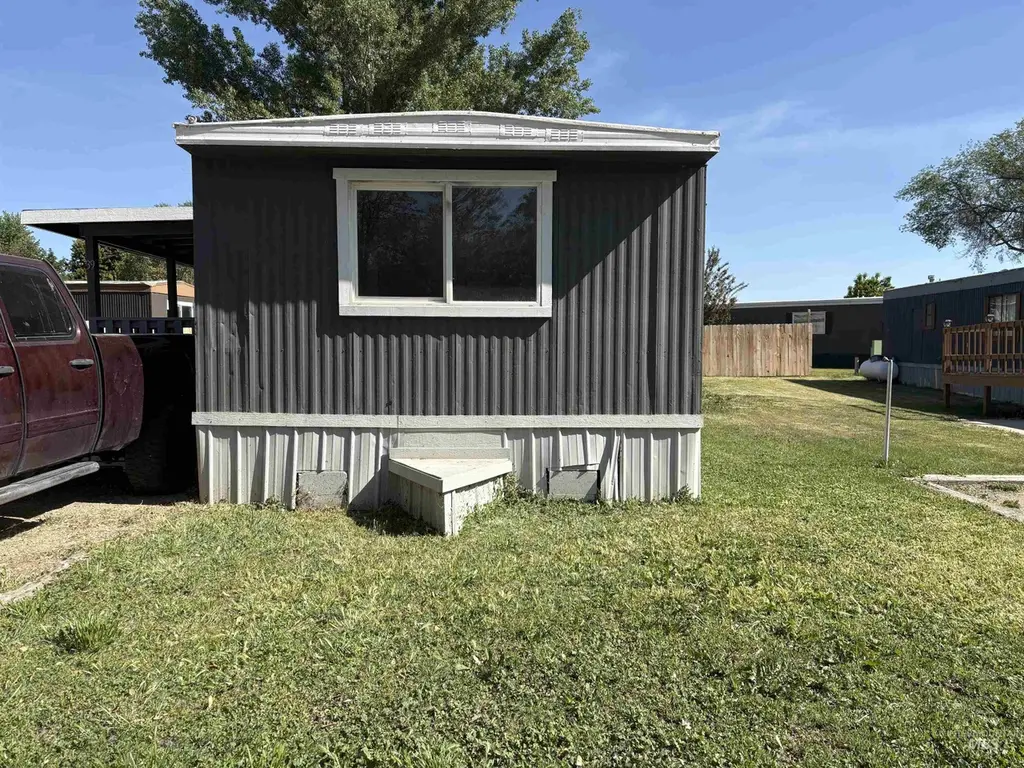 401 S Main St #39
