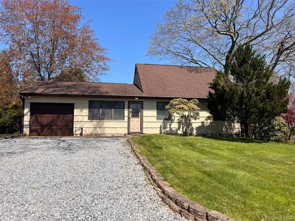 27 W Tiana Rd Unit A