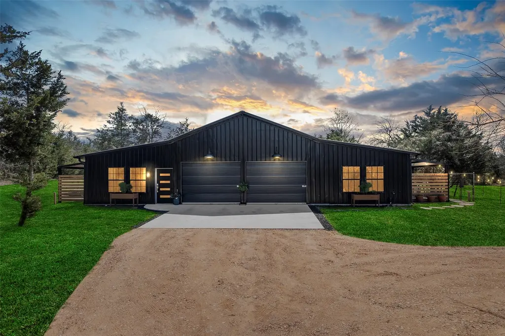 7278 Chadwick Hogan Rd