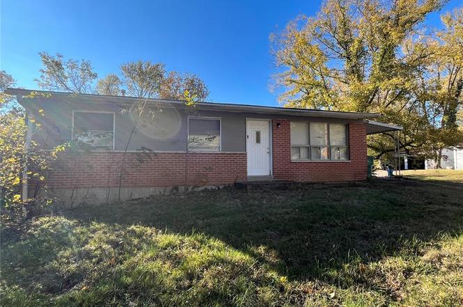 10147 Mayfair Dr