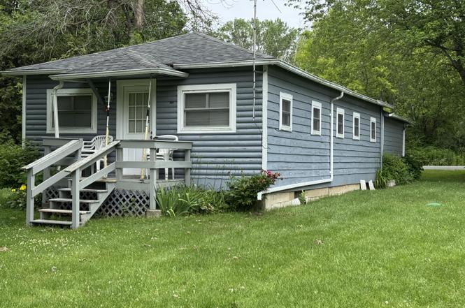 32 Jefferson Rd