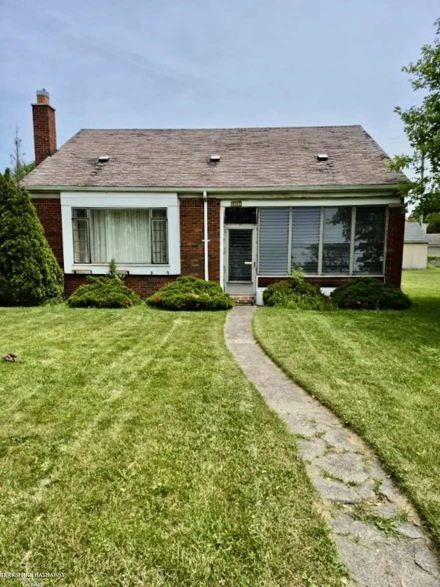 29290 Utica Rd
