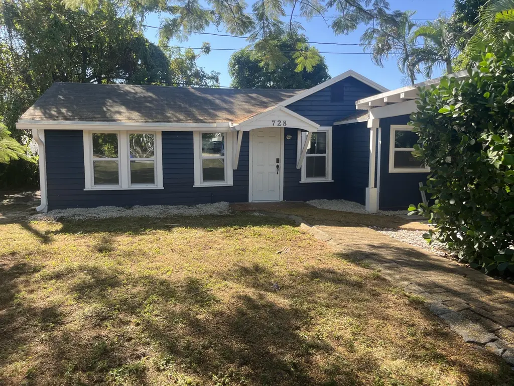 728 Talladega St