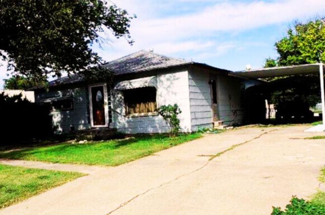 606 Chestnut