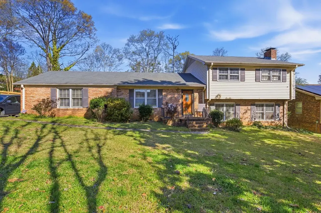 4121 Shepard Dr