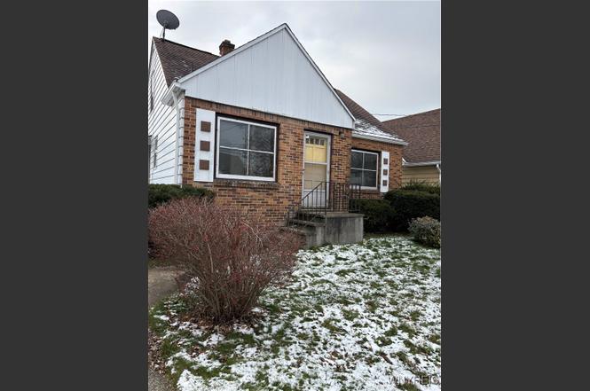 59 Martha Ave