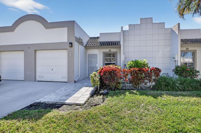 9110 Fairbanks Ln #5