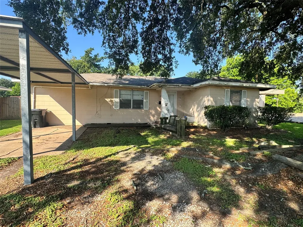 3639 5th Ave