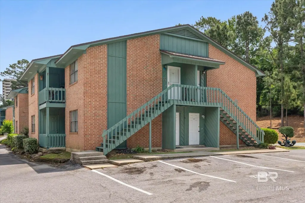 500 Grant Street St Unit B106