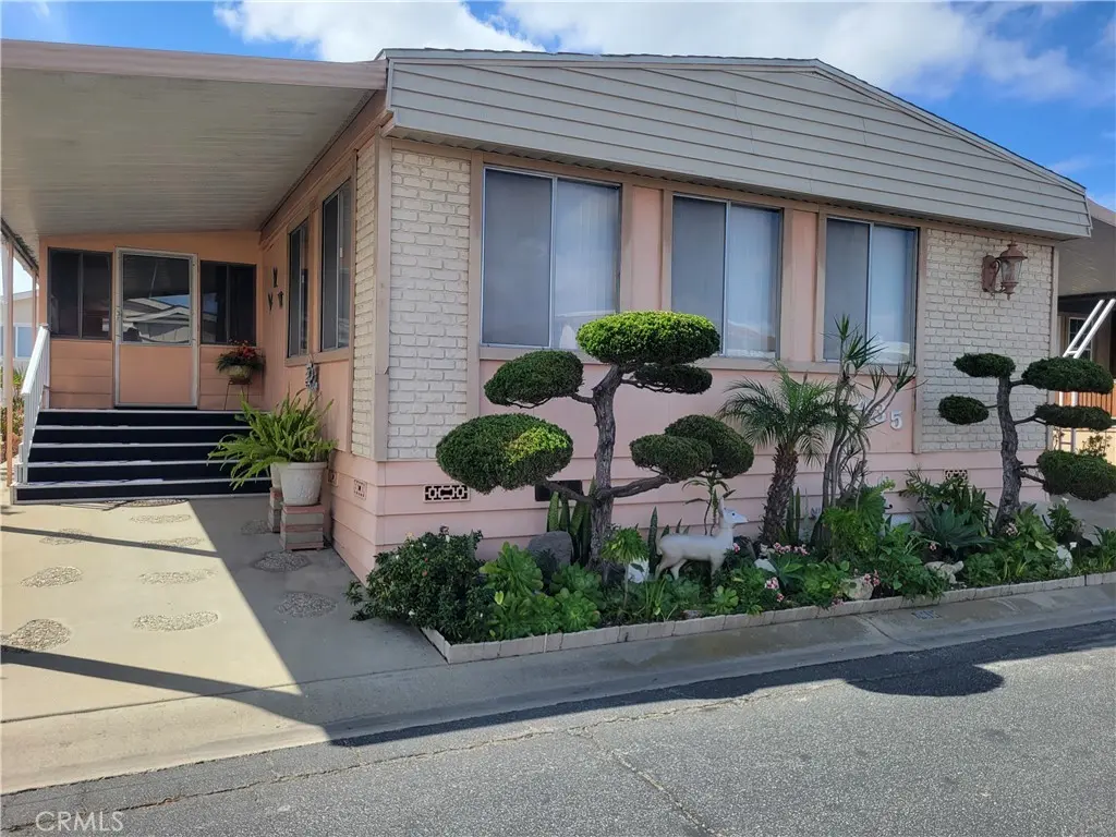 1065 Lomita Blvd #435