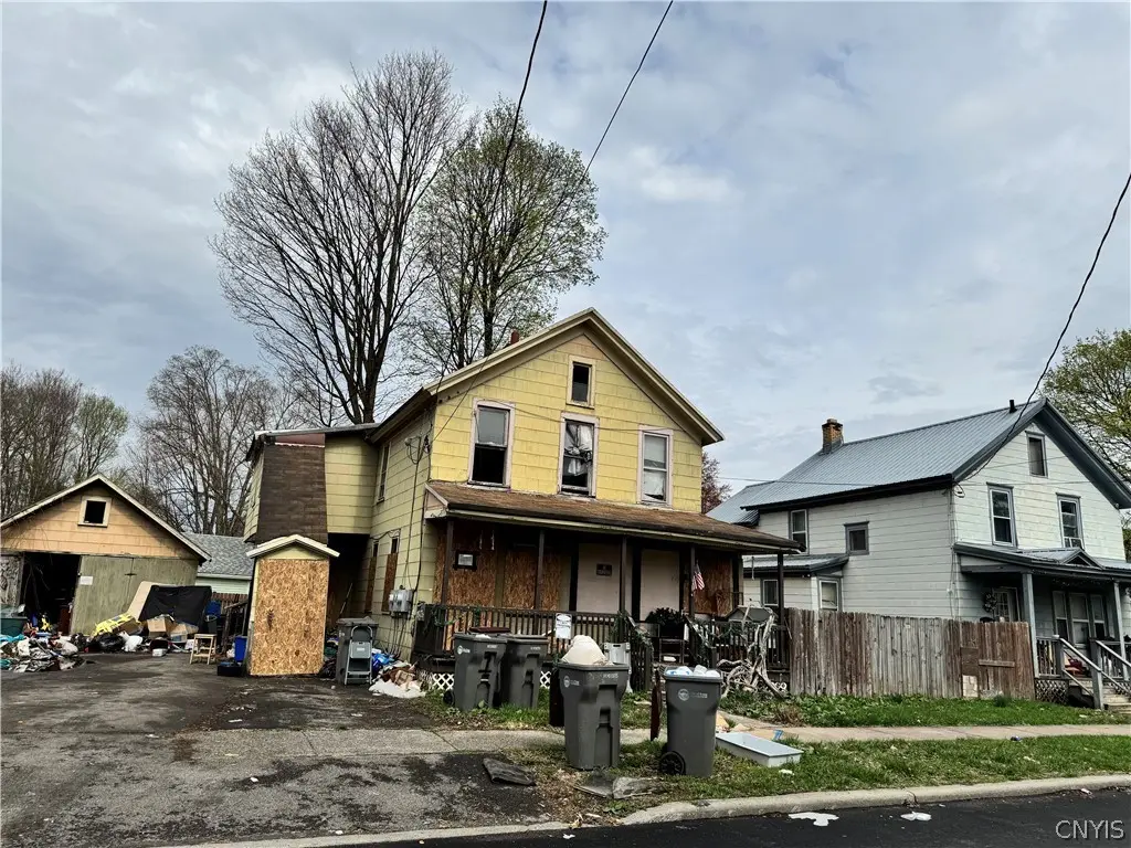 521 Expense St