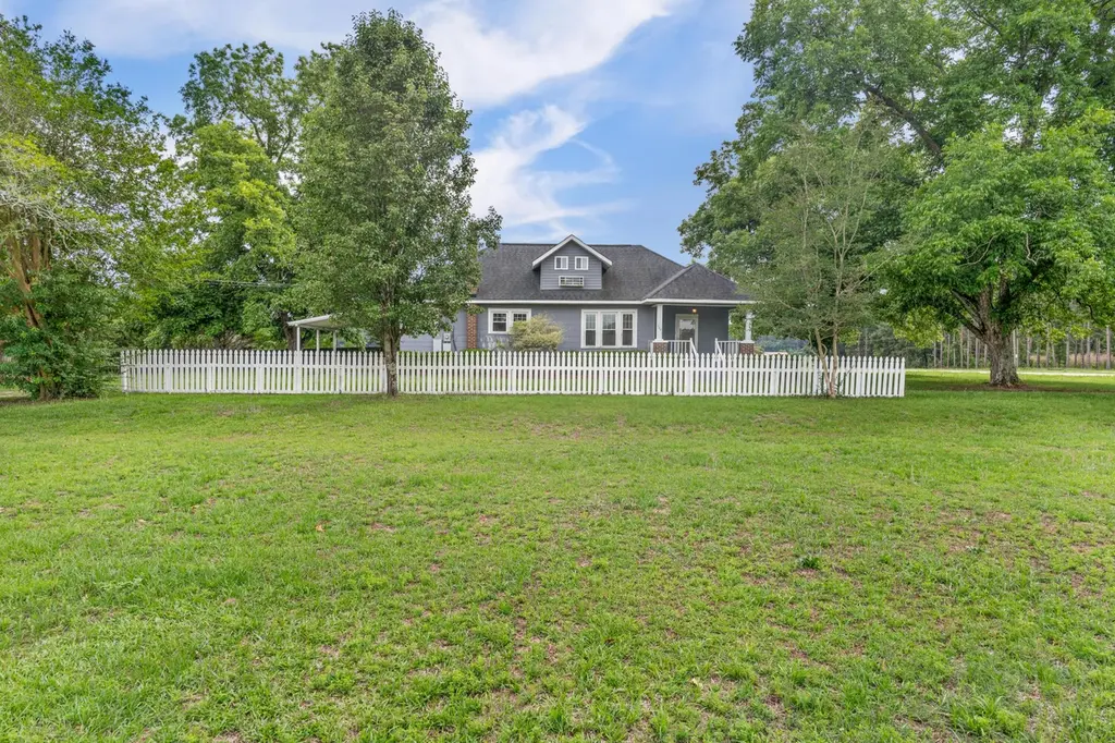 104 Elder Branch Rd
