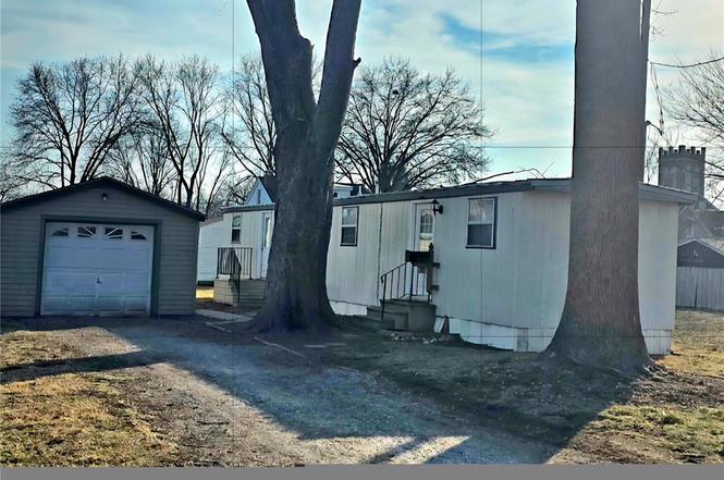 30 W Patterson St
