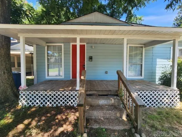 4511 & 4513 Atkins St