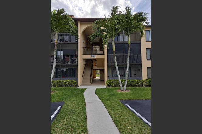 806 Sky Pine Way Unit D2