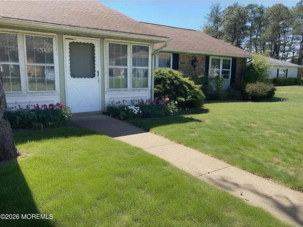 27D Cambridge Cir