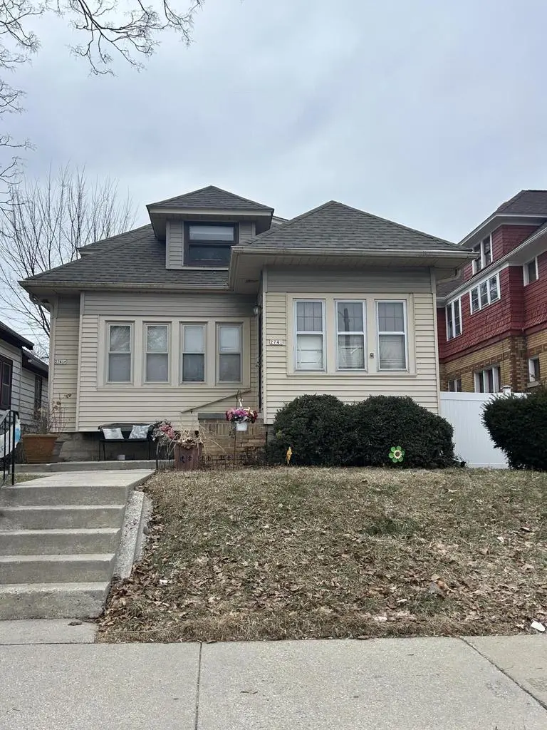2741 N 52nd St Unit 2741A