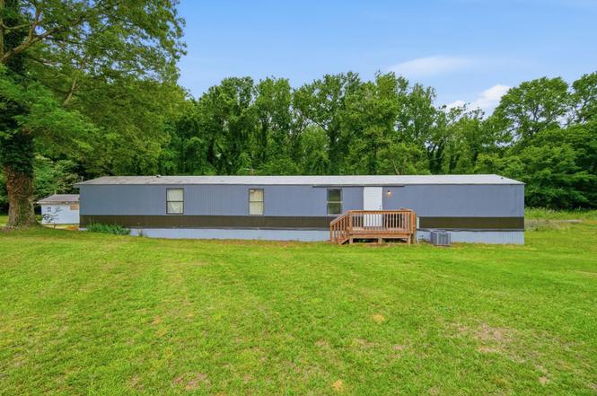 886 Old Greenville Rd