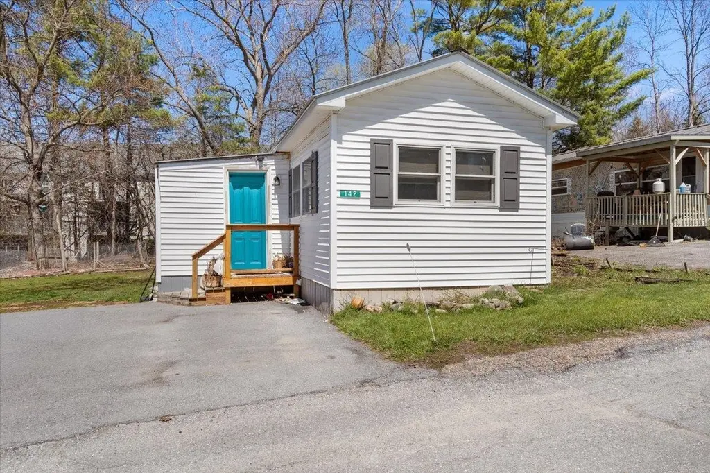 142 Penny Ln