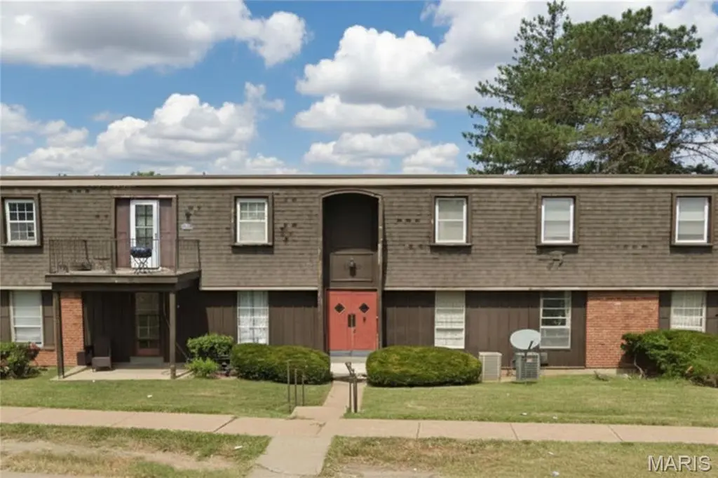 6683 Parker Rd Unit B