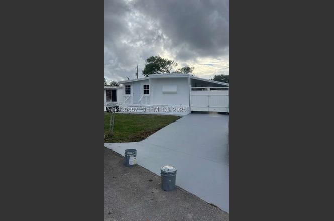 1911 SW 87th Ave