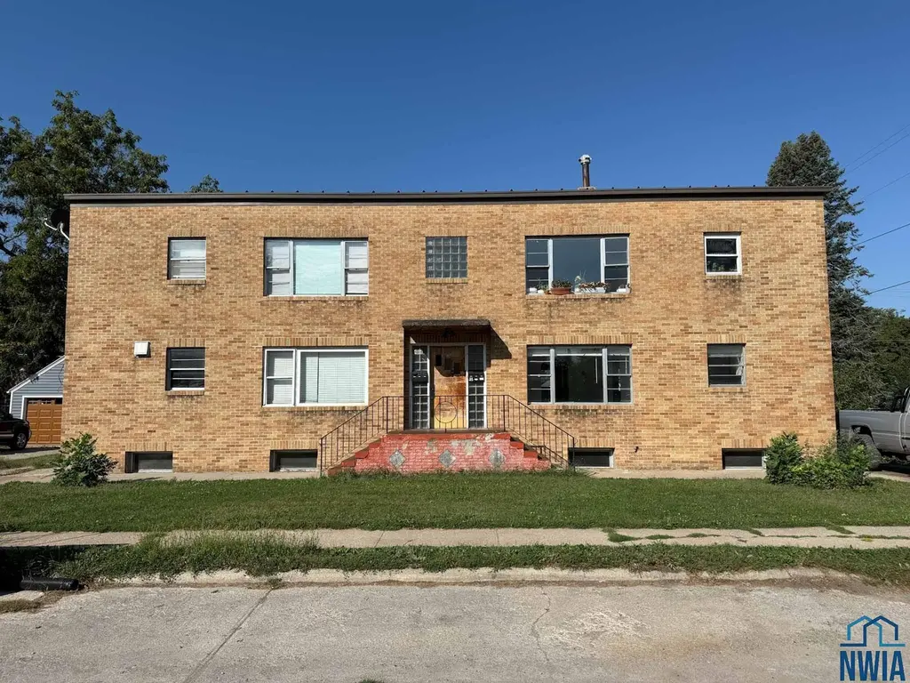 416 Michigan St
