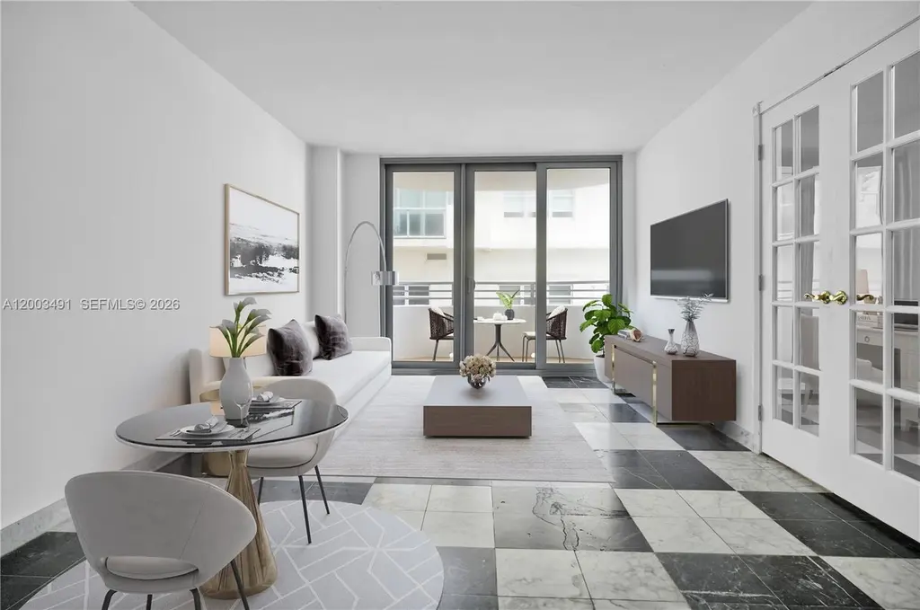 5555 Collins Ave Unit 3C