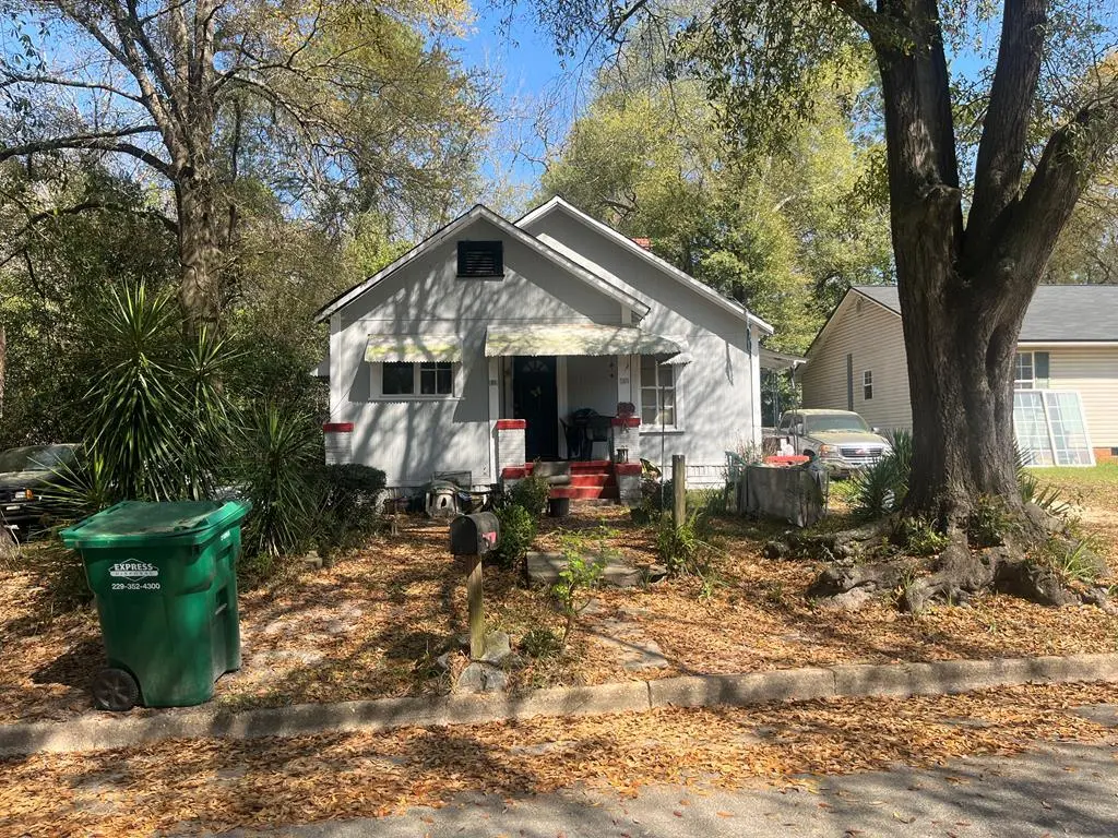 613 Cherry Ave