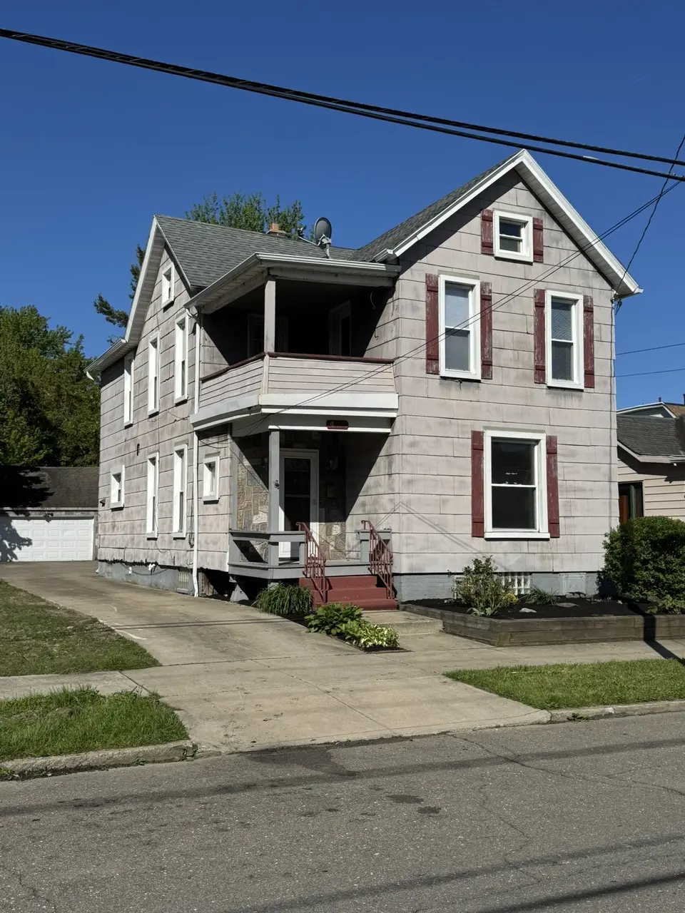 416 Cascade St