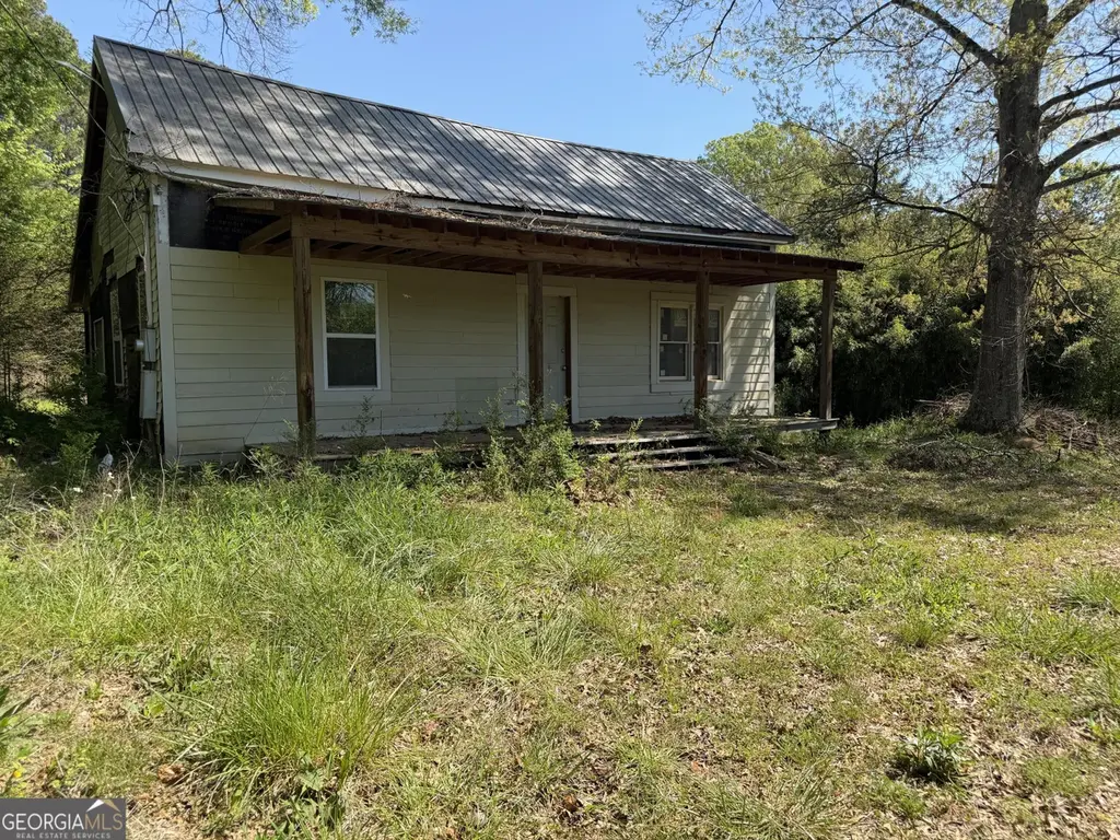 347 River Bend Rd SW