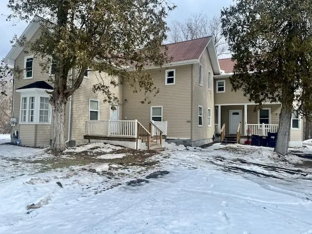133 N Main St